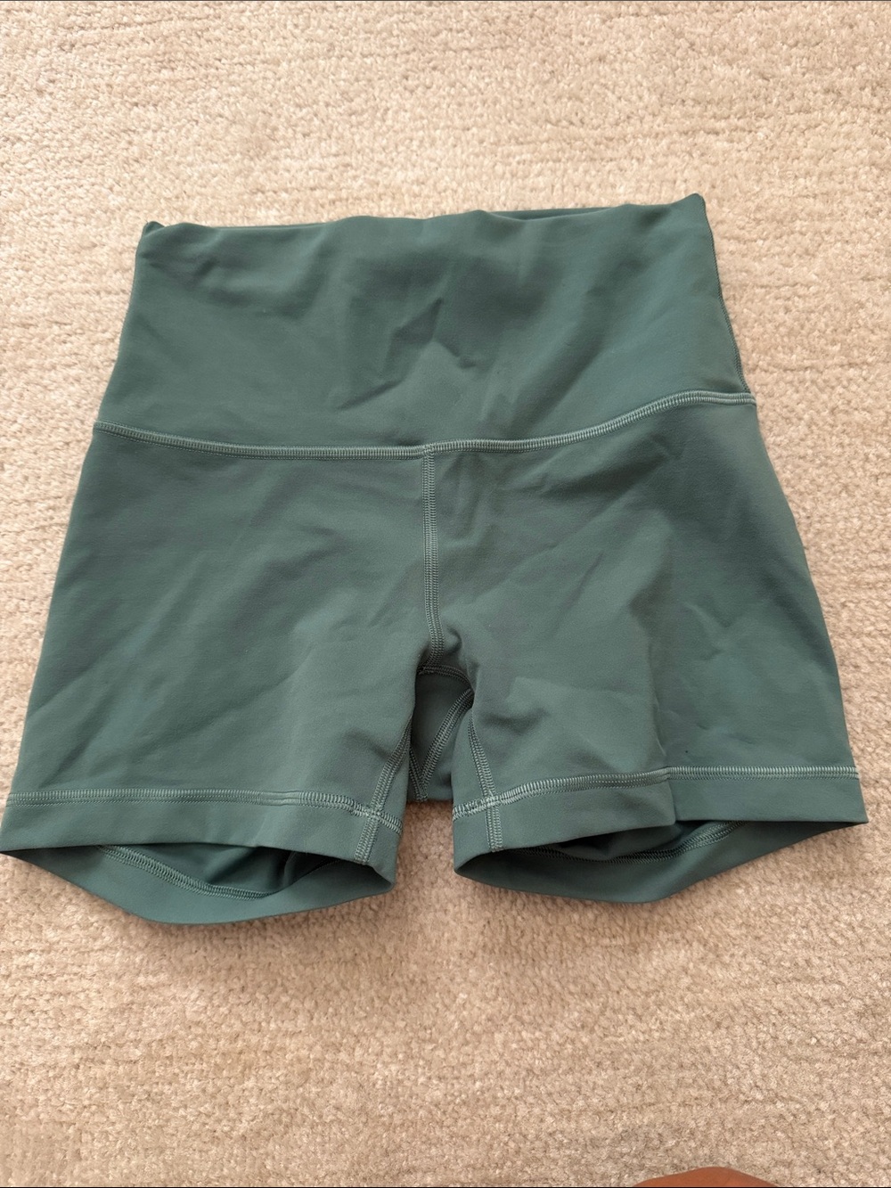 Lululemon wunder train shorts